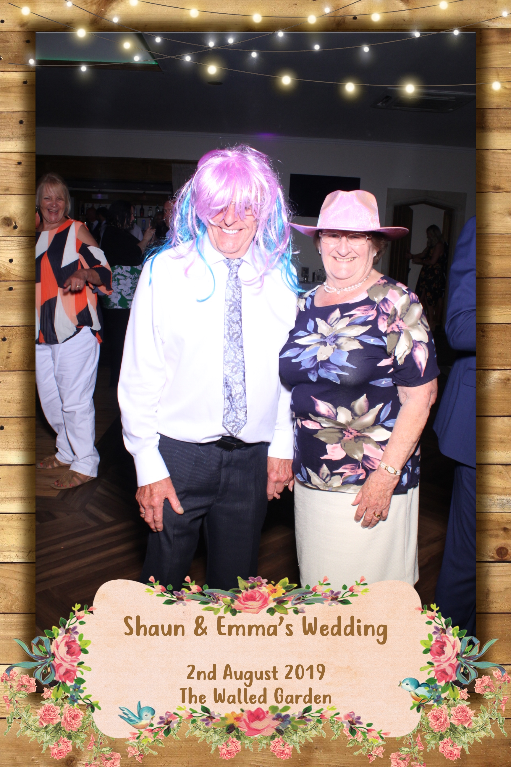 Shaun and Emma's Wedding | View more photos from the event at images.mobile-photo-booth.com/u/MobilePhotoBoothUK/Shaun-and-Emmas-Wedding